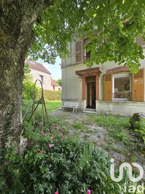 Maison de village - 196 m² - 9 pièces