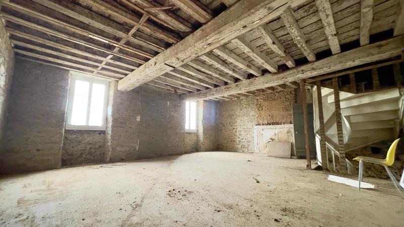 Maison - 180 m² - 6 pièces