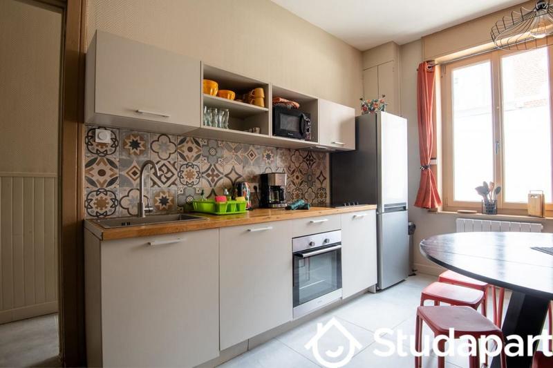 Chambre - 10 m² - 1 pièce