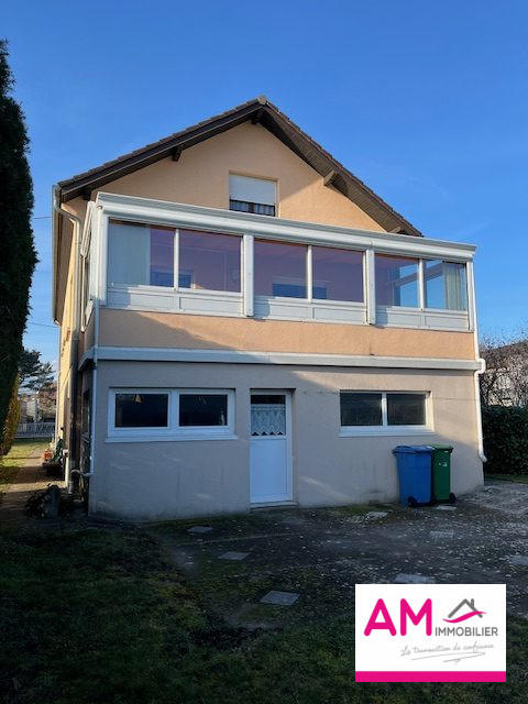 Maison - 102 m² - 5 pièces