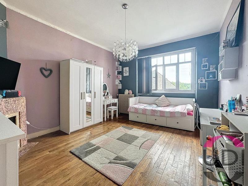 Maison - 175 m² - 5 pièces