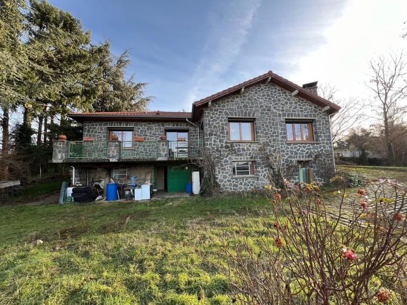 Maison - 144 m² - 6 pièces