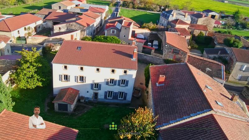 Maison - 260 m² - 9 pièces