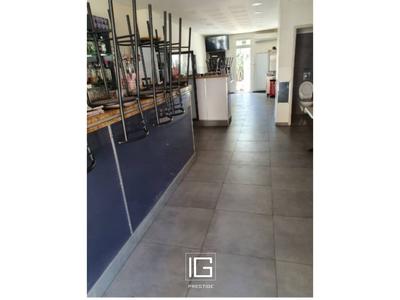 Local commercial - 57 m²