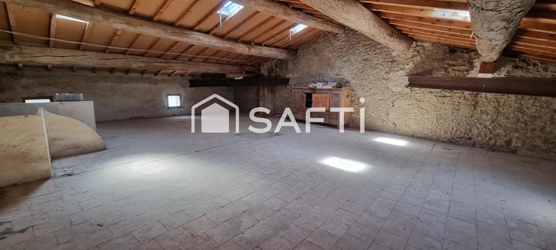 Maison - 225 m² - 7 pièces