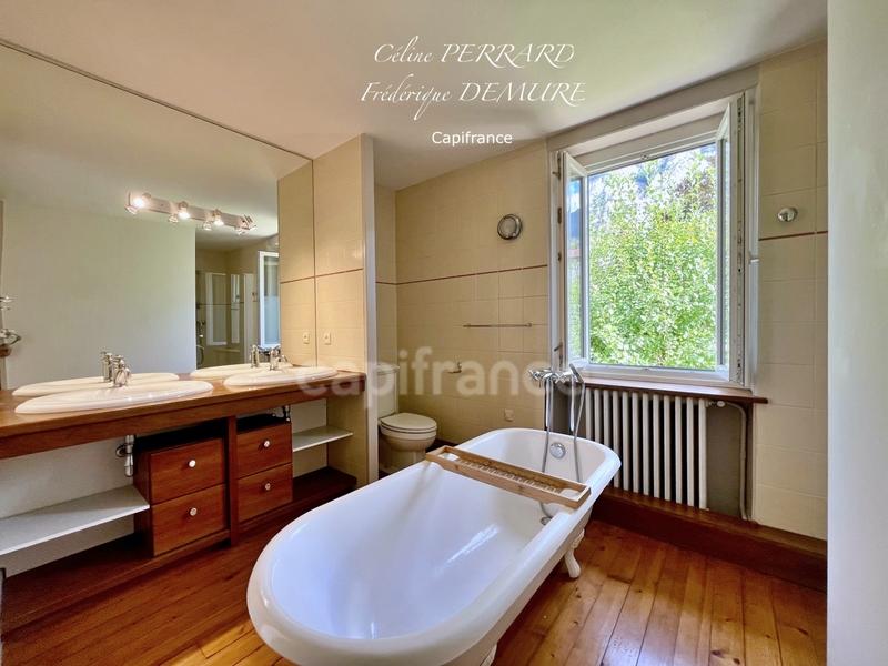 Maison - 172 m² - 6 pièces