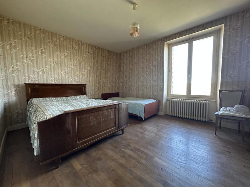 Maison - 135 m² - 7 pièces