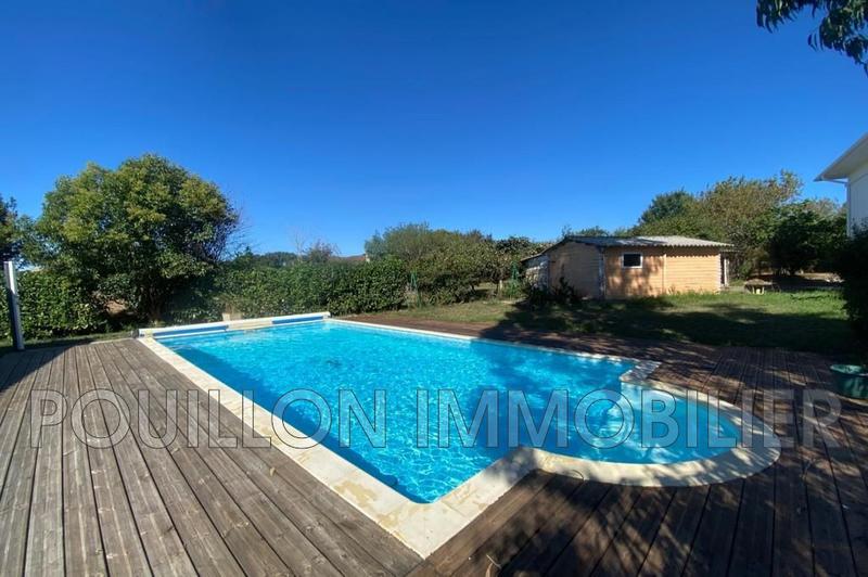 Maison - 210 m² - 8 pièces