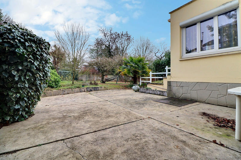 Maison - 134 m² - 8 pièces