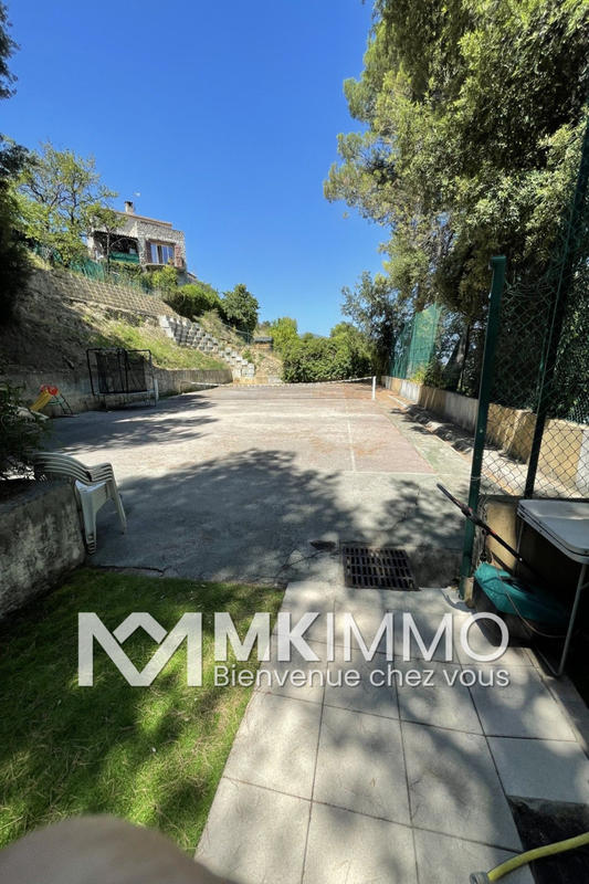 Maison - 136 m² - 4 pièces