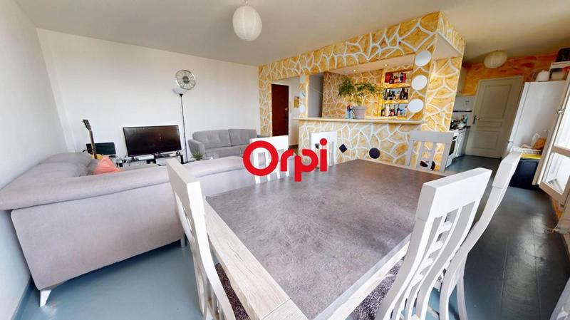 Appartement - 90 m² - 4 pièces