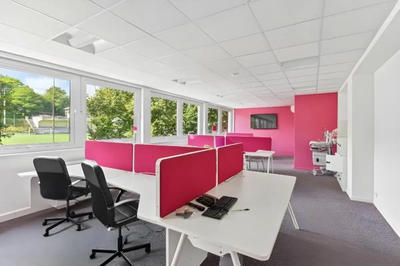 Bureau - 900 m²