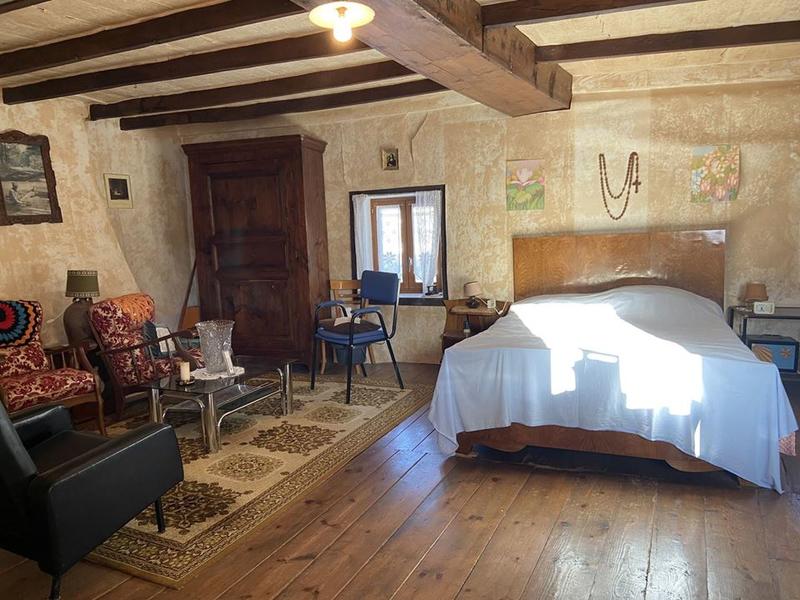 Maison traditionnelle - 80 m² - 2 pièces