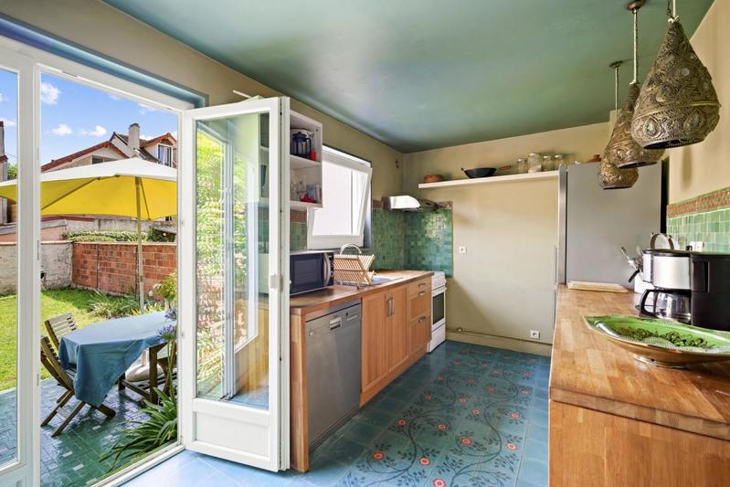 Maison - 99 m² - 6 pièces