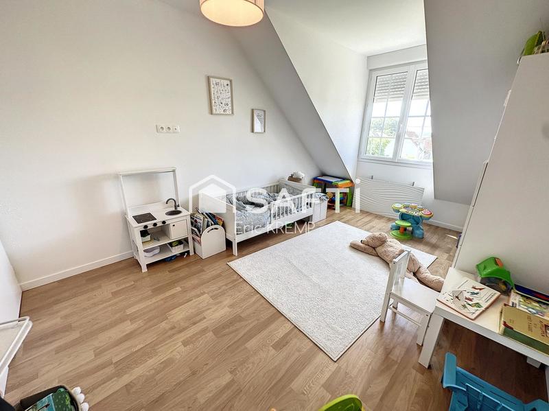 Maison - 135 m² - 6 pièces