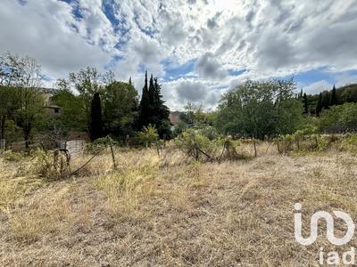 Terrain - 2 600 m²