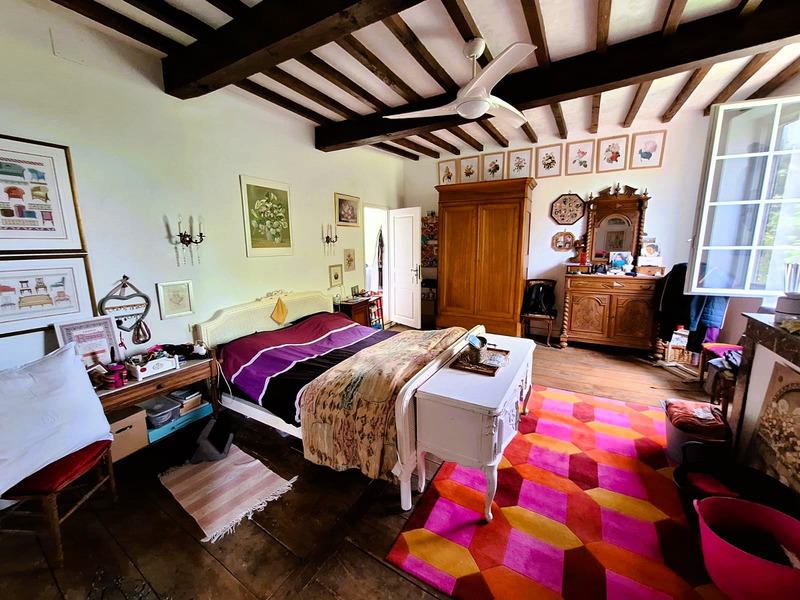 Maison bourgeoise - 219 m² - 6 pièces