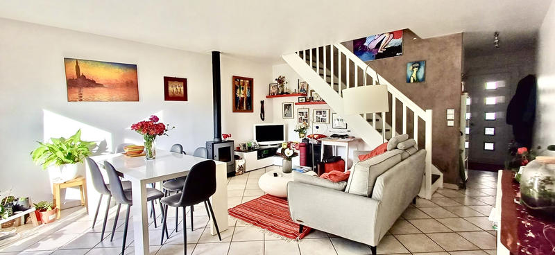 Maison - 101 m² - 5 pièces