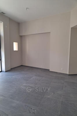 Local commercial - 90 m²