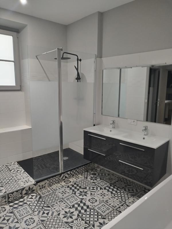 Appartement - 99 m² - 3 pièces