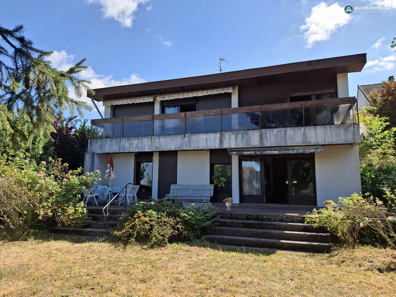 Maison - 200 m² - 7 pièces