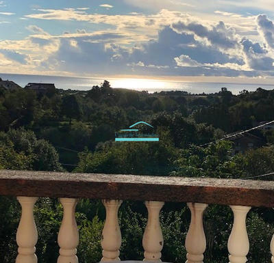 Villa - 180 m² - 7 pièces