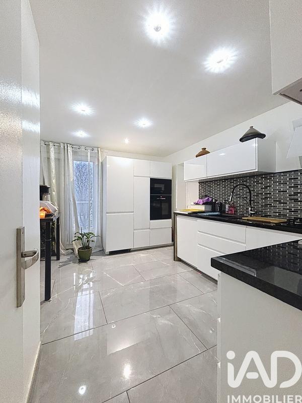 Appartement - 112 m² - 6 pièces