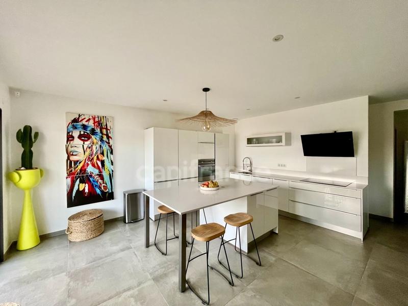 Maison - 160 m² - 6 pièces