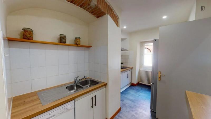 Chambre - 16 m² - 5 pièces