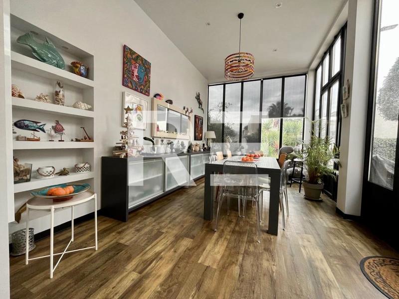 Villa - 170 m² - 6 pièces