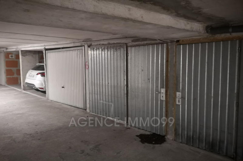 Parking / Garage - 13 m²