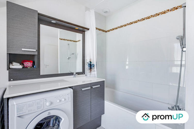 Maison - 84 m² - 4 pièces