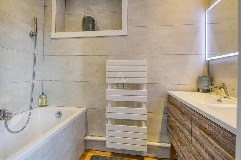 Maison - 105 m² - 5 pièces