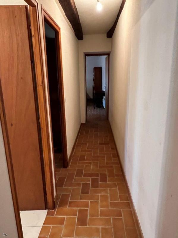 Maison en pierre - 177 m² - 6 pièces