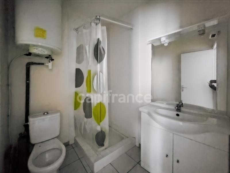 Immeuble - 140 m² - 10 pièces