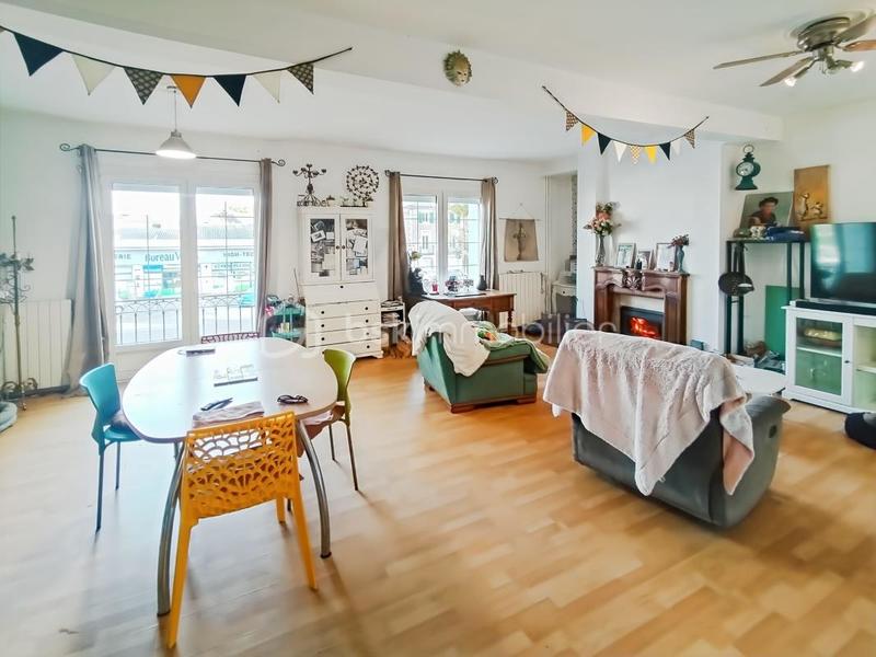 Maison de ville - 180 m² - 7 pièces