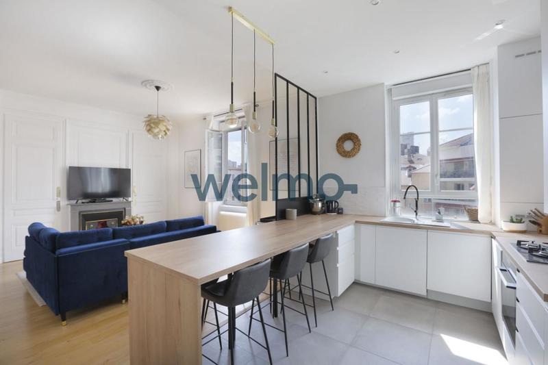 Appartement - 75 m² - 2 pièces