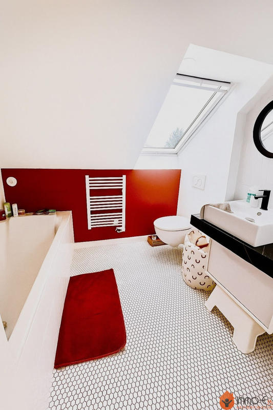 Maison - 110 m² - 6 pièces