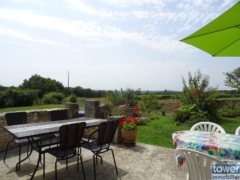 Maison de village - 330 m² - 9 pièces