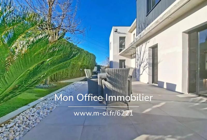 Villa - 276 m² - 7 pièces