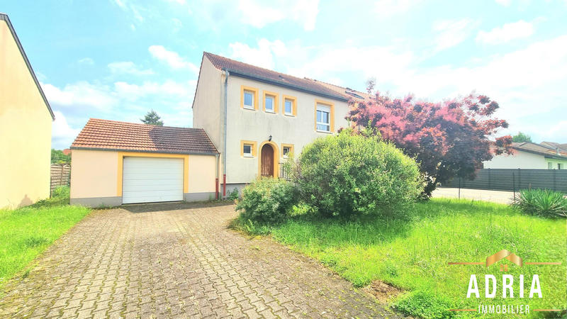 Maison - 105 m² - 6 pièces