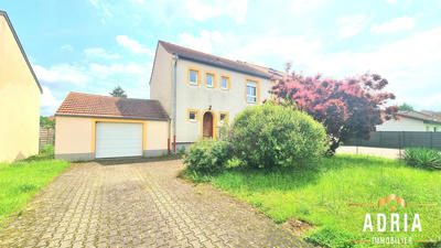 Maison - 105 m² - 6 pièces