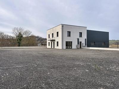 Bureau - 100 m² - 4 pièces