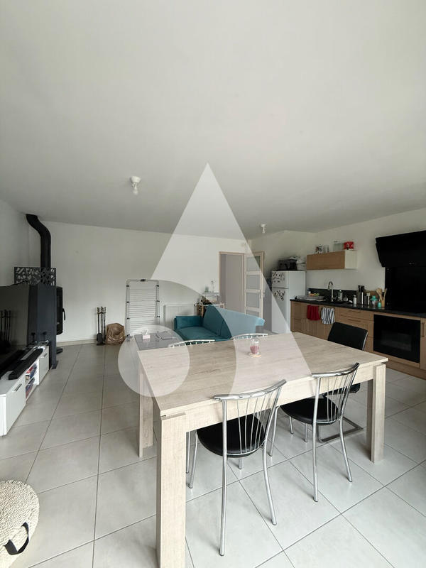 Maison - 92 m² - 4 pièces