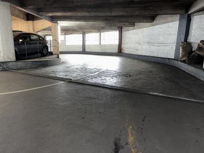 Parking / Garage - 9 m²