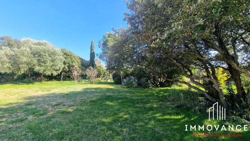 Villa - 208 m² - 6 pièces