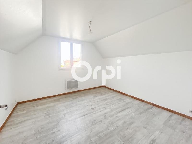 Maison - 104 m² - 4 pièces