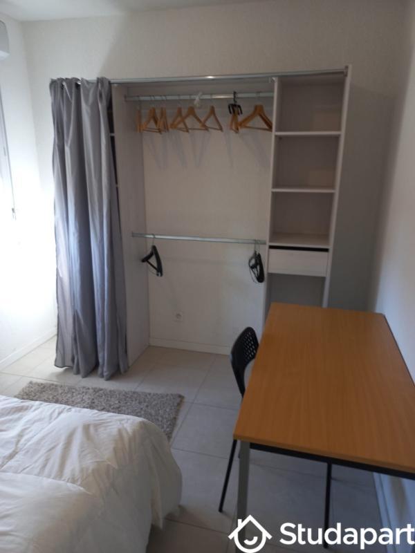 Chambre - 10 m² - 1 pièce