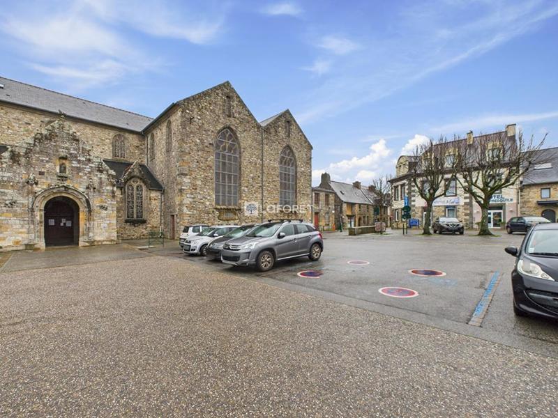 Local commercial - 820 m² - 20 pièces