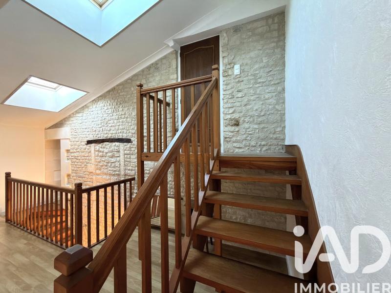 Maison - 200 m² - 7 pièces